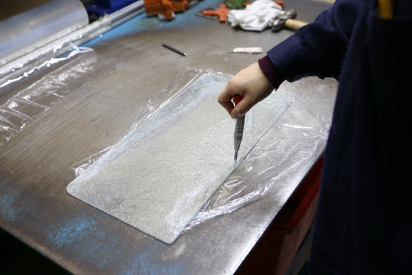 Granularity Test of Tempered Glass